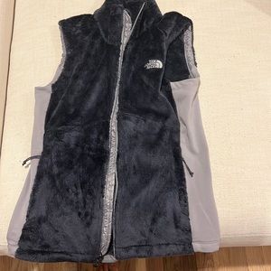 Brand new north face vest